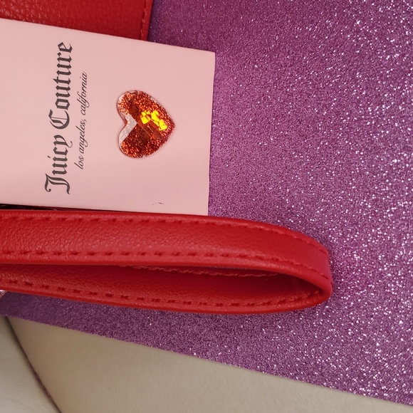 🎉HP🎉Juicy Couture ❤️NWT❤️ Red "Love Never Dies" Wristlet!❤️❤️❤️ - Picture 6 of 15